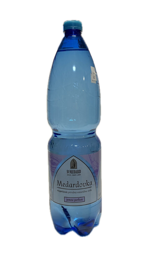 Medardovka Jemne Perl.[6]x1.5l Magneziova (zaloha)